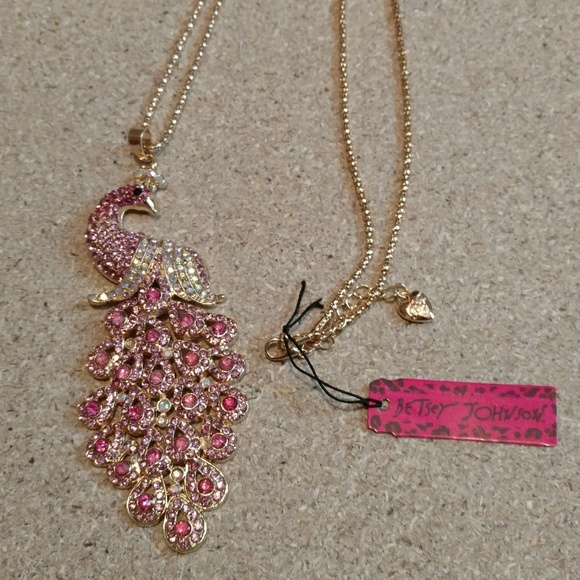 Betsey Johnson Jewelry - NWT Betsey Johnson Peacock necklace.💡🎁🐰💕. SALE